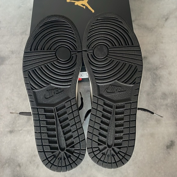 NEW w/ box. Nike Air Jordan Satin Gray - Picture 10 of 10